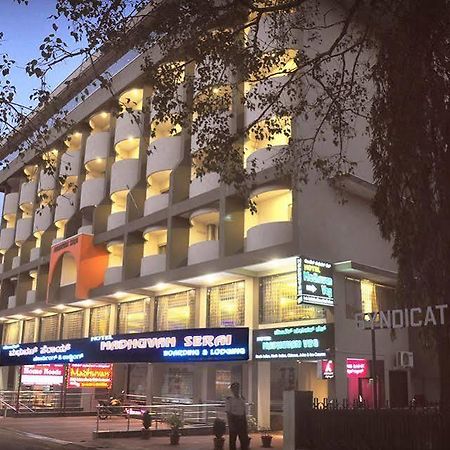 Hotel Madhuvan Serai Манипала Экстерьер фото