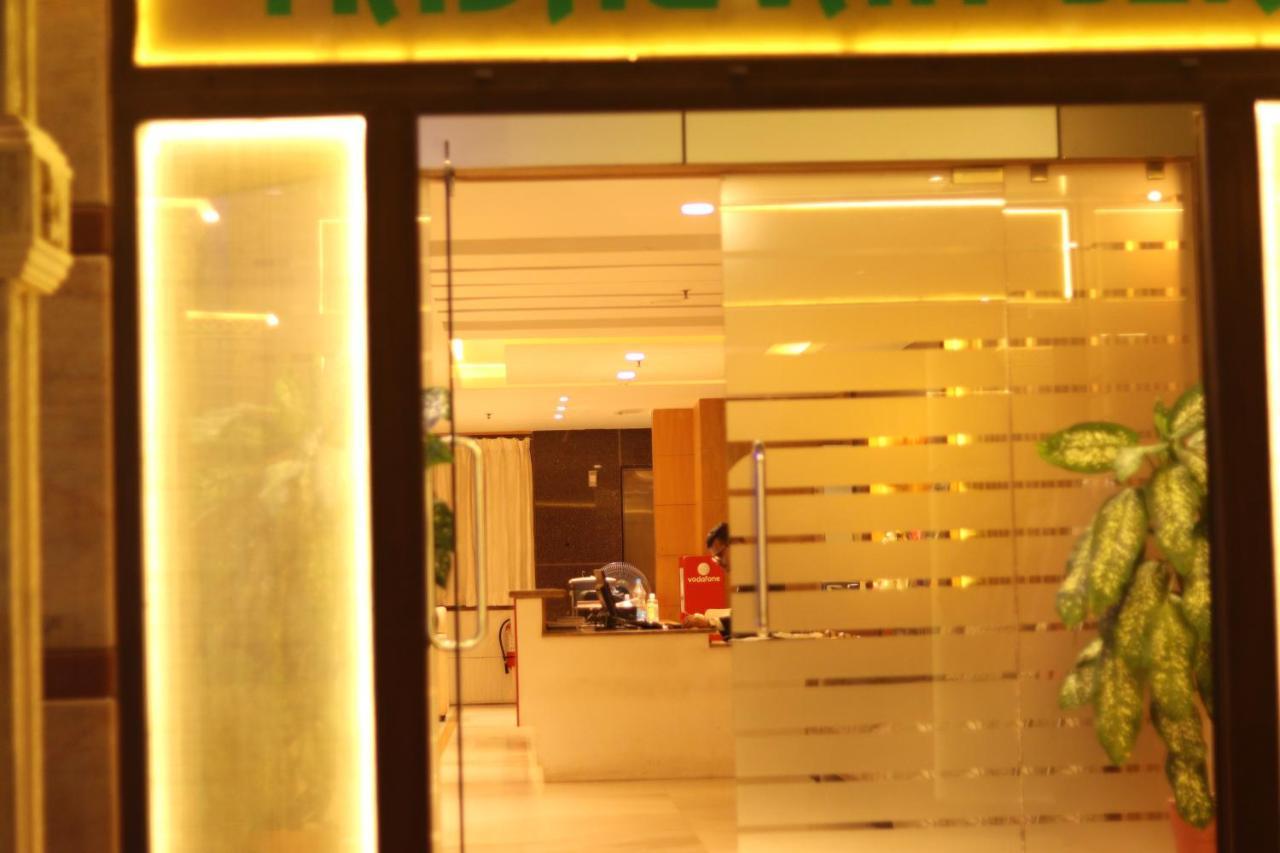 Hotel Madhuvan Serai Манипала Экстерьер фото