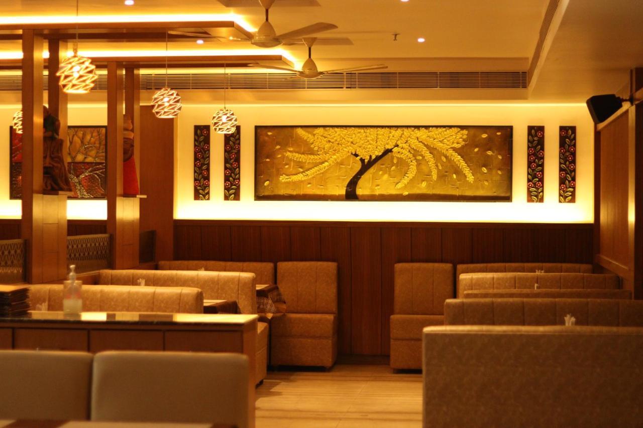 Hotel Madhuvan Serai Манипала Экстерьер фото